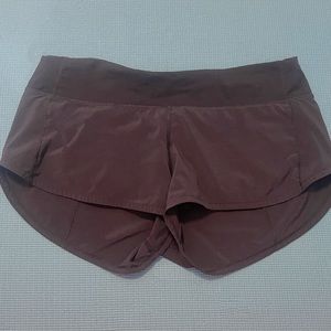LULULEMON Speed up shorts 2.5